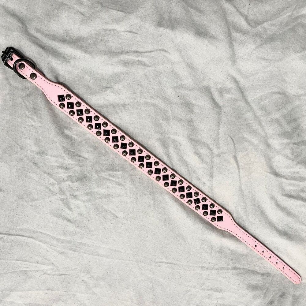 PINK BLACK STUDDED DOG COLLAR LEATHER W BITE RESISTANT RIVETS ADJUSTABLE BUCKLE